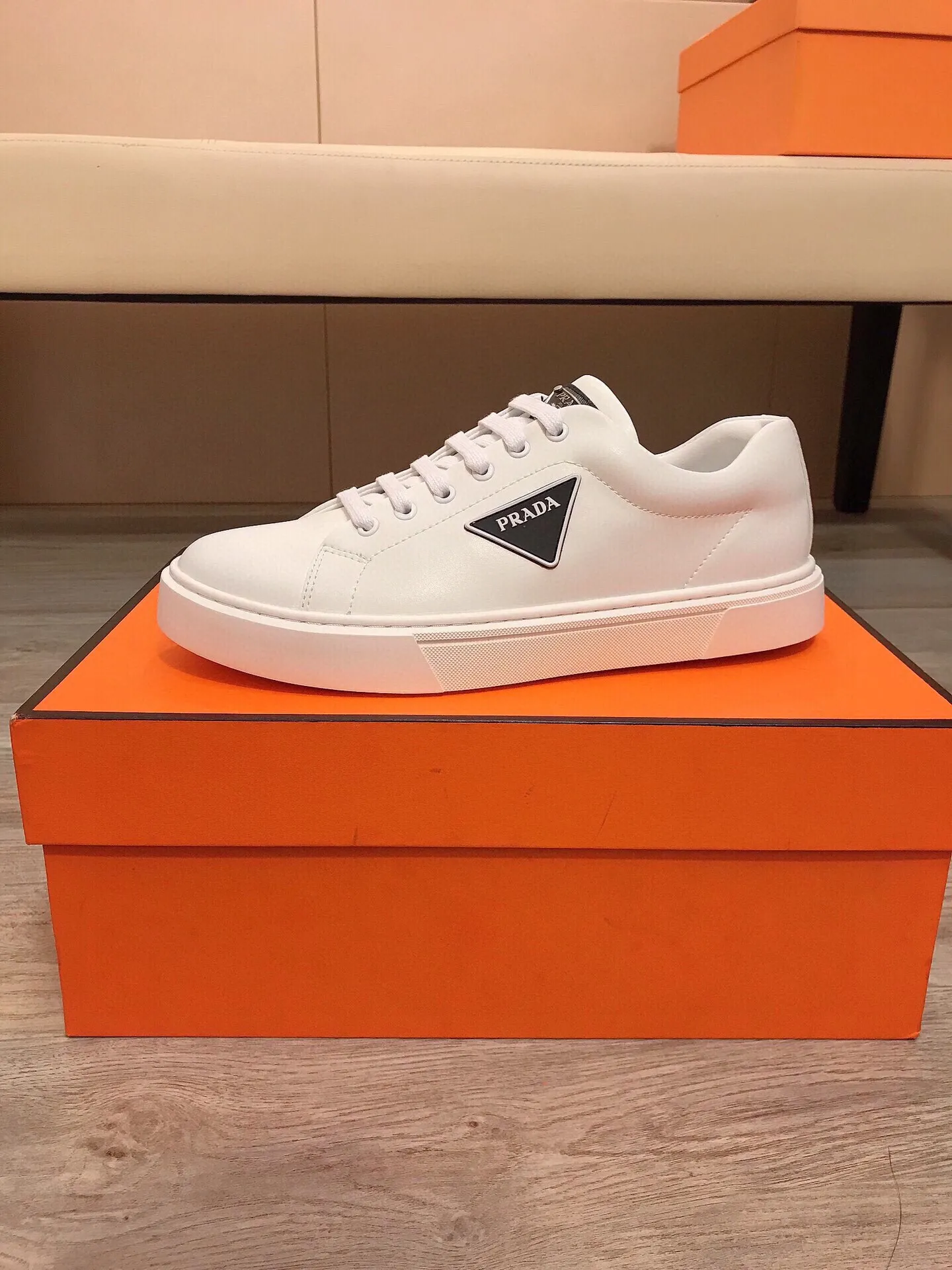 Ex-factory price 360🔥🆕Prada [Prada] latest casual and fashionable men's shoes👟hot style💥simple and elegant style, exclusive for trendy men. Unique latest brand elements👑, fashionable and generous, original imported cowhide fabric, genuine leather lining, super comfortable and wear-resistant outsole, classic model taken in kind, size: 38-44